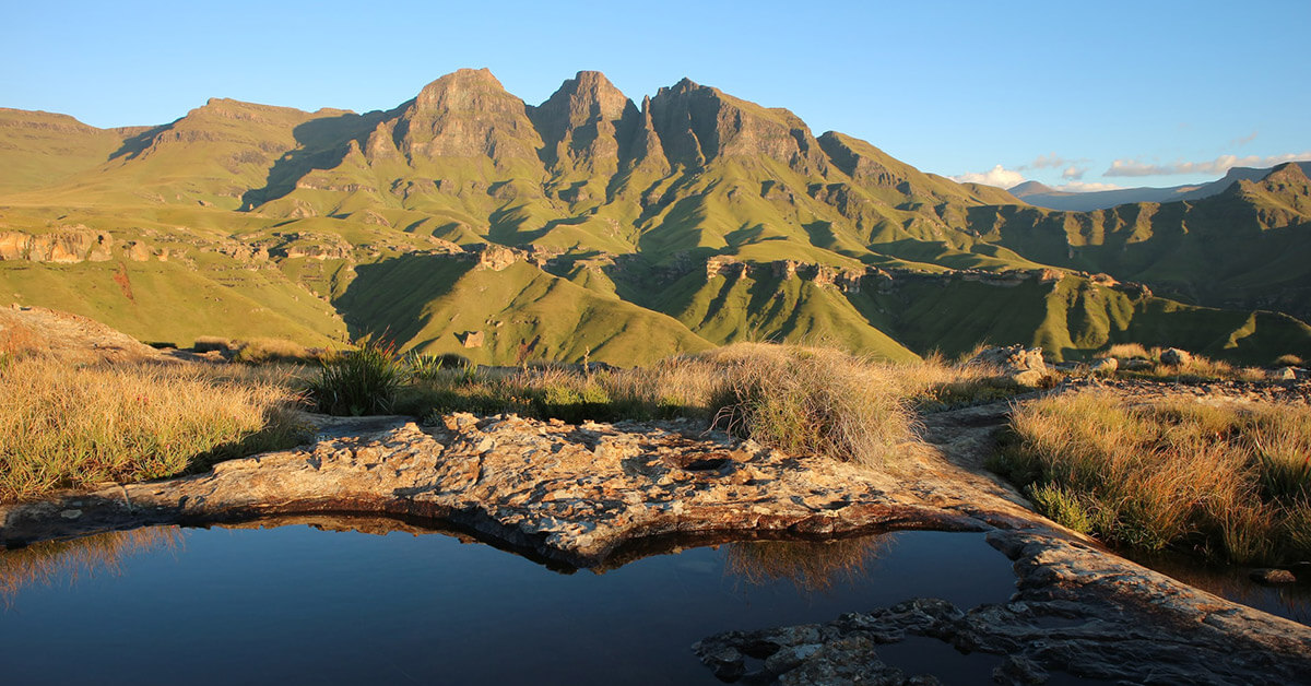 The famous Dragon's Back mountains